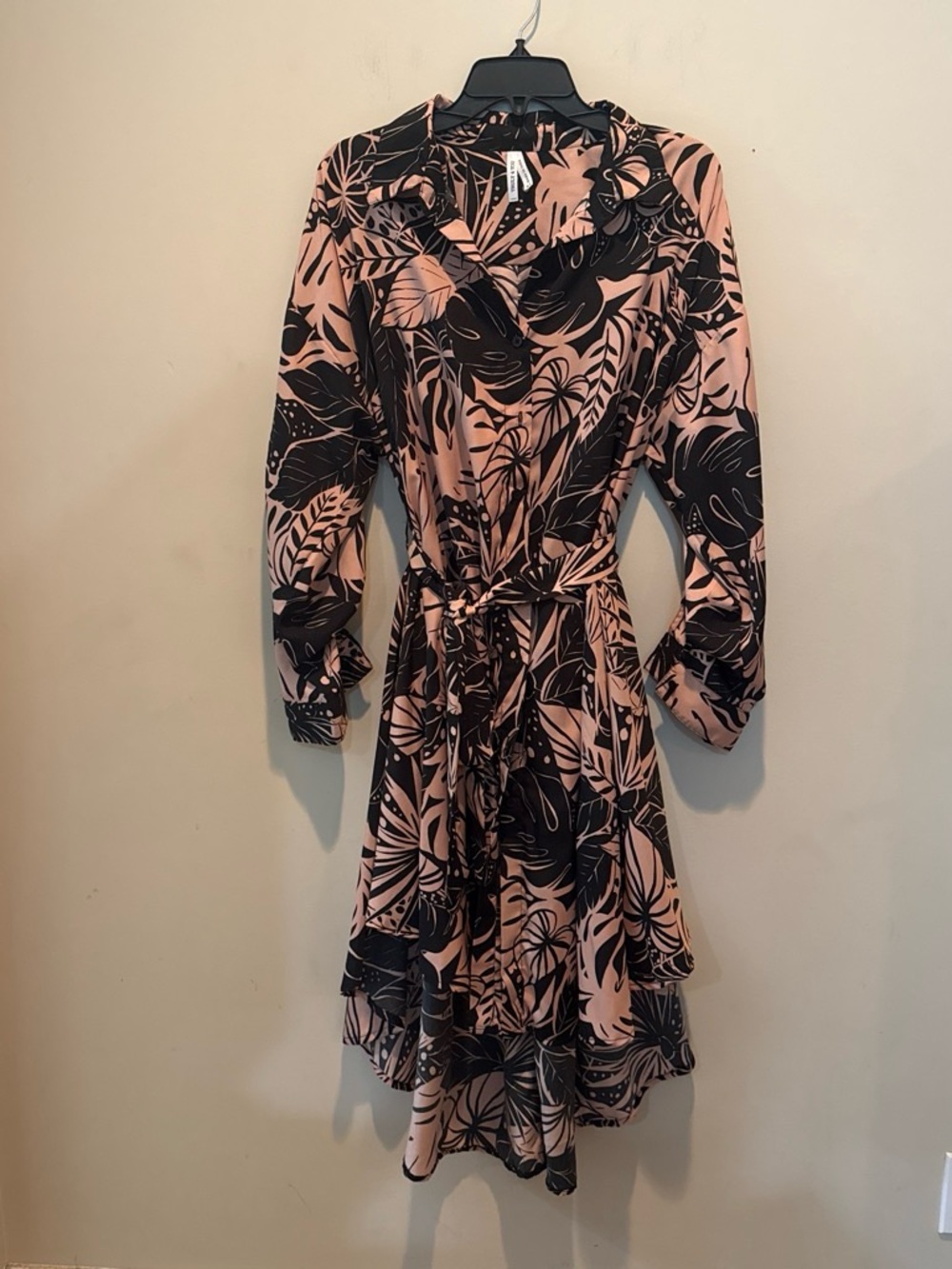 Long-Sleeve Pink & Black Botanical Tie-Waist Dress